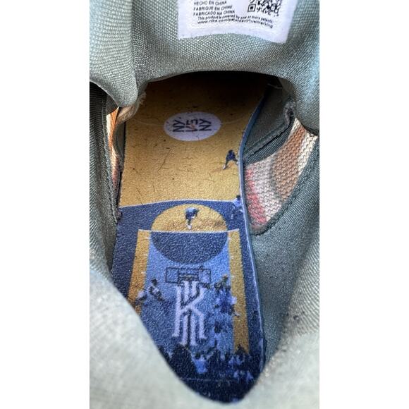 NIKE KYRIE LOW 4 \